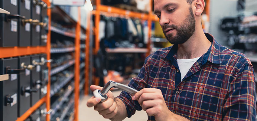 Locksmith For Retail Stores Lockout Services in California City, California